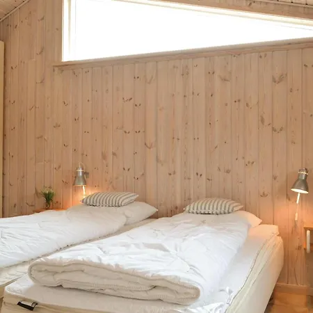 Feriehus 16 *