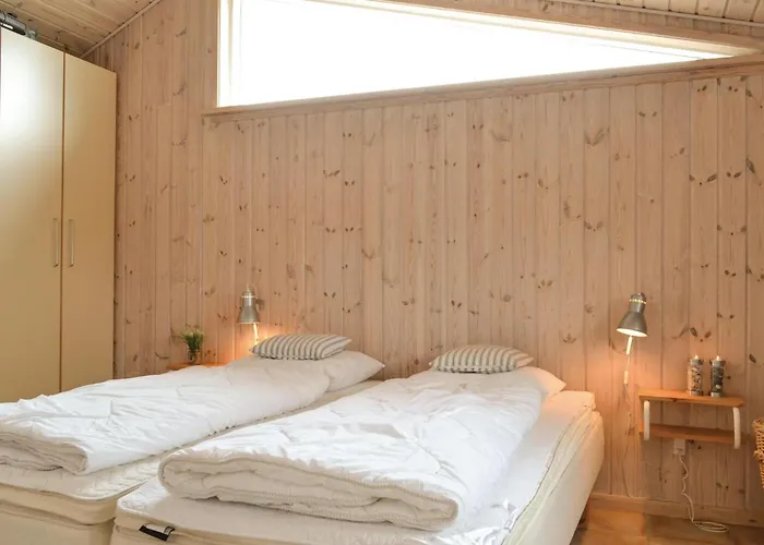Feriehus 16 *