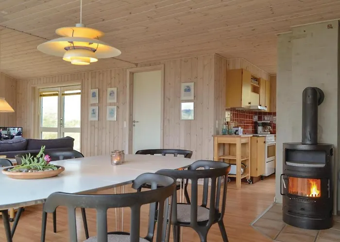 Feriehus 16 *